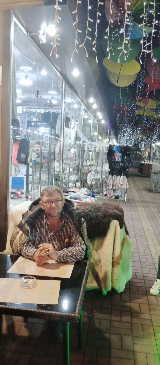  ,   Serkan, 45 ,   c 