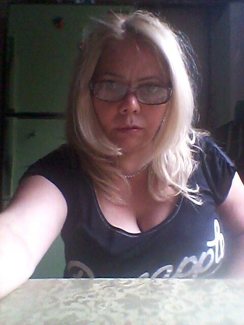  5814286  Anna, 47 ,    