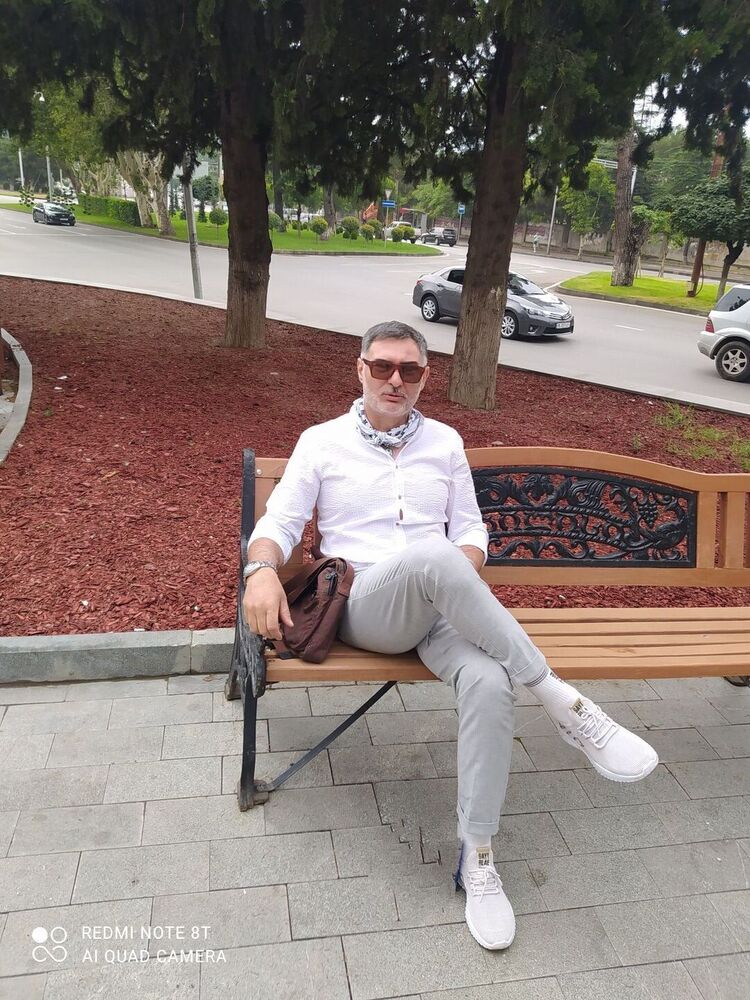  ,   Mixail, 52 ,   ,   , c , 