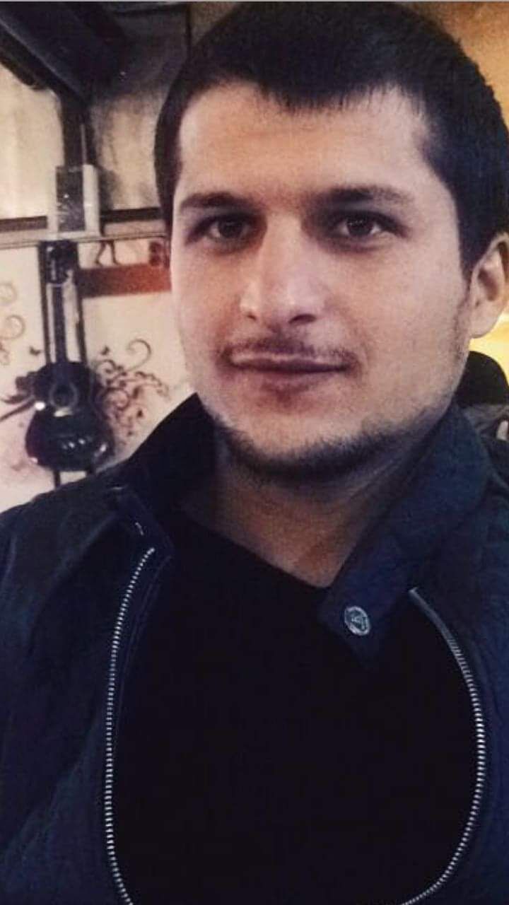  30670576  Omar, 31 ,    
