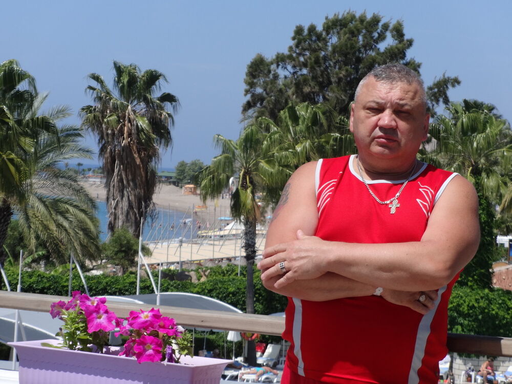  ,   Valeri, 60 ,   