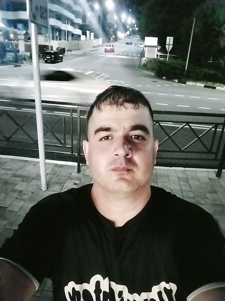  46215936  , 40 ,    