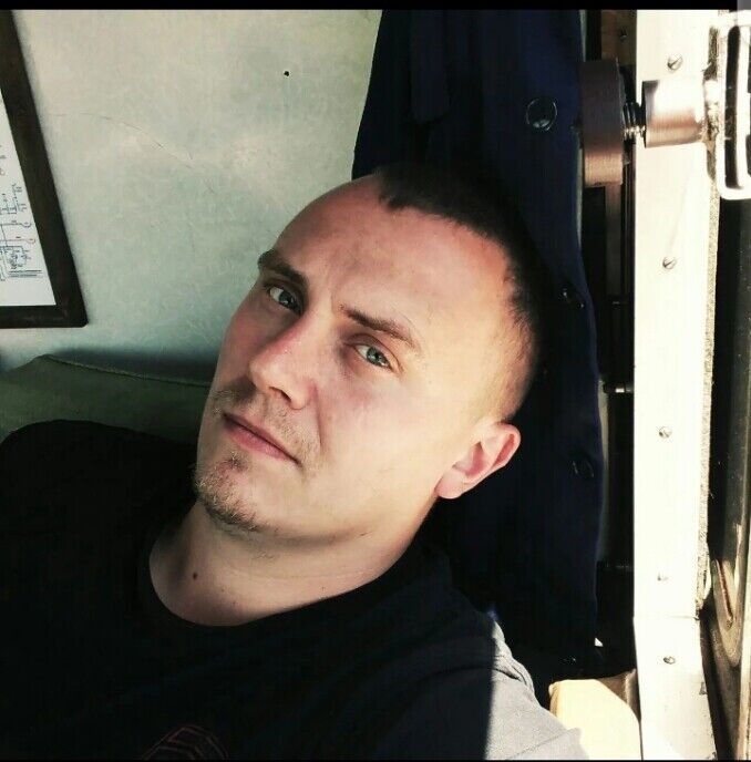  46102186  , 35 ,    