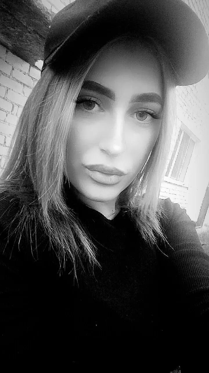  ,   Kati, 24 ,   ,   
