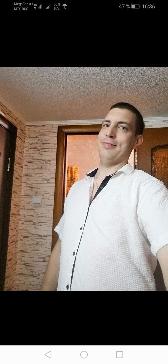  18087686  Roman, 39 ,    