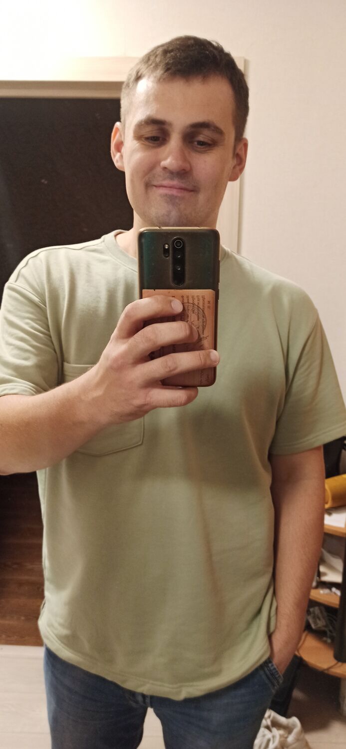  ,   Denis, 33 ,   ,   