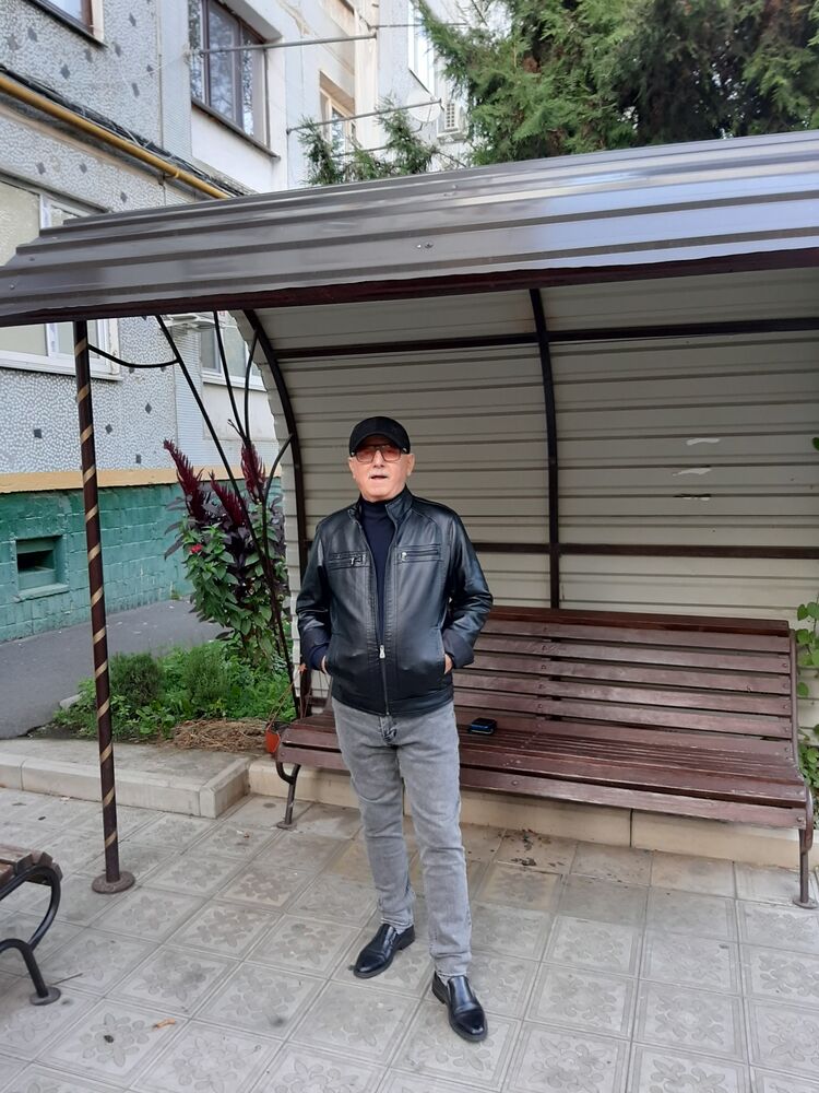  ,   Kazbek, 74 ,   ,   