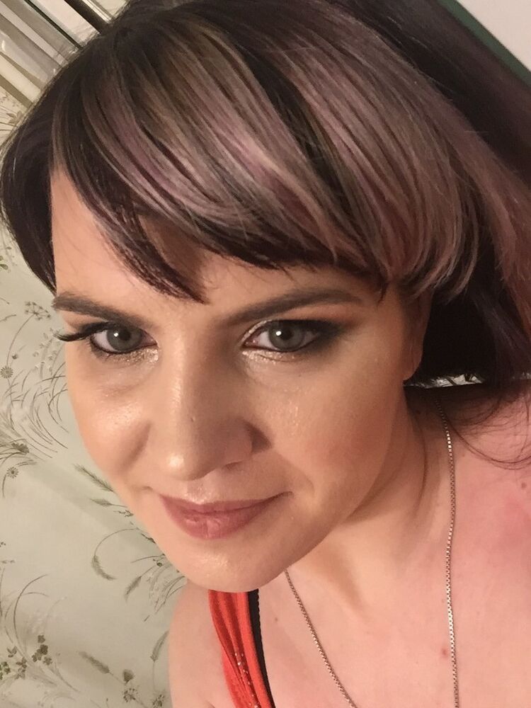  17517316  Ledi, 40 ,    