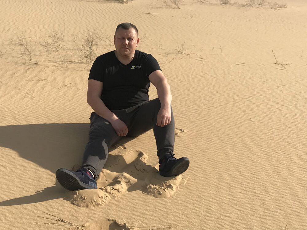  46375456  Yuriy, 44 ,    Hannoversch Munden