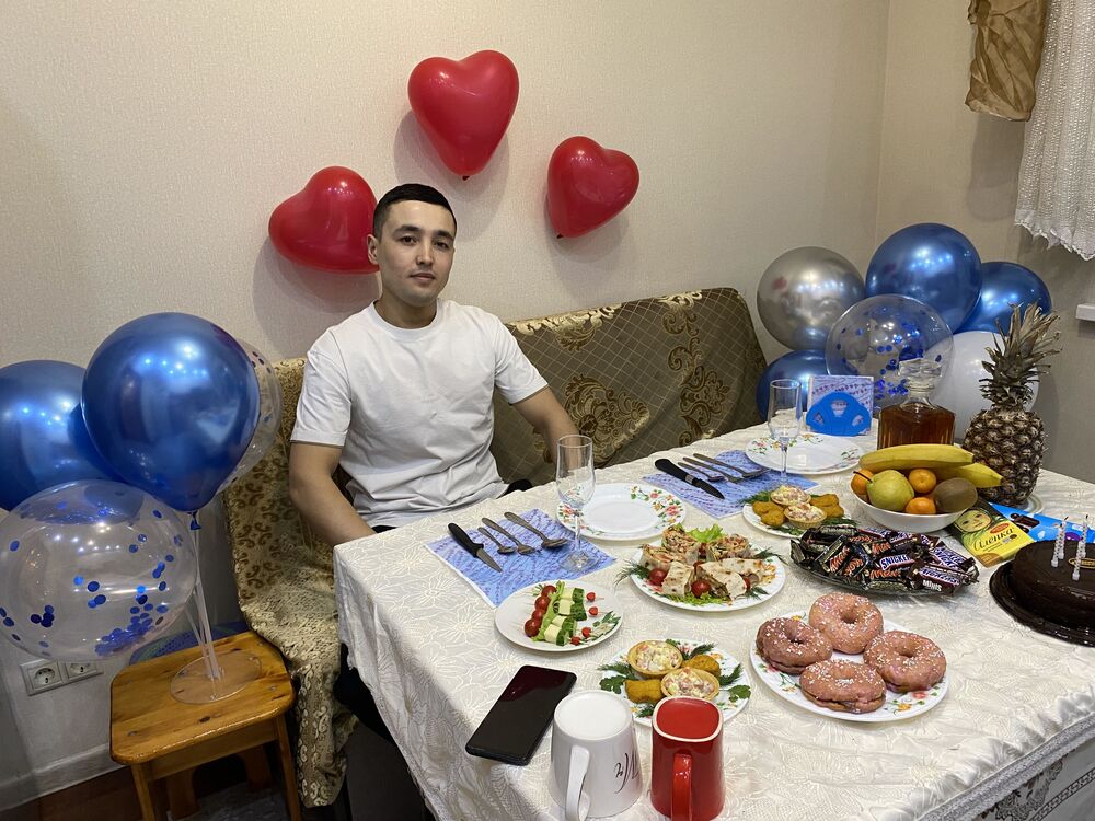  ,   Ը, 27 ,   ,   