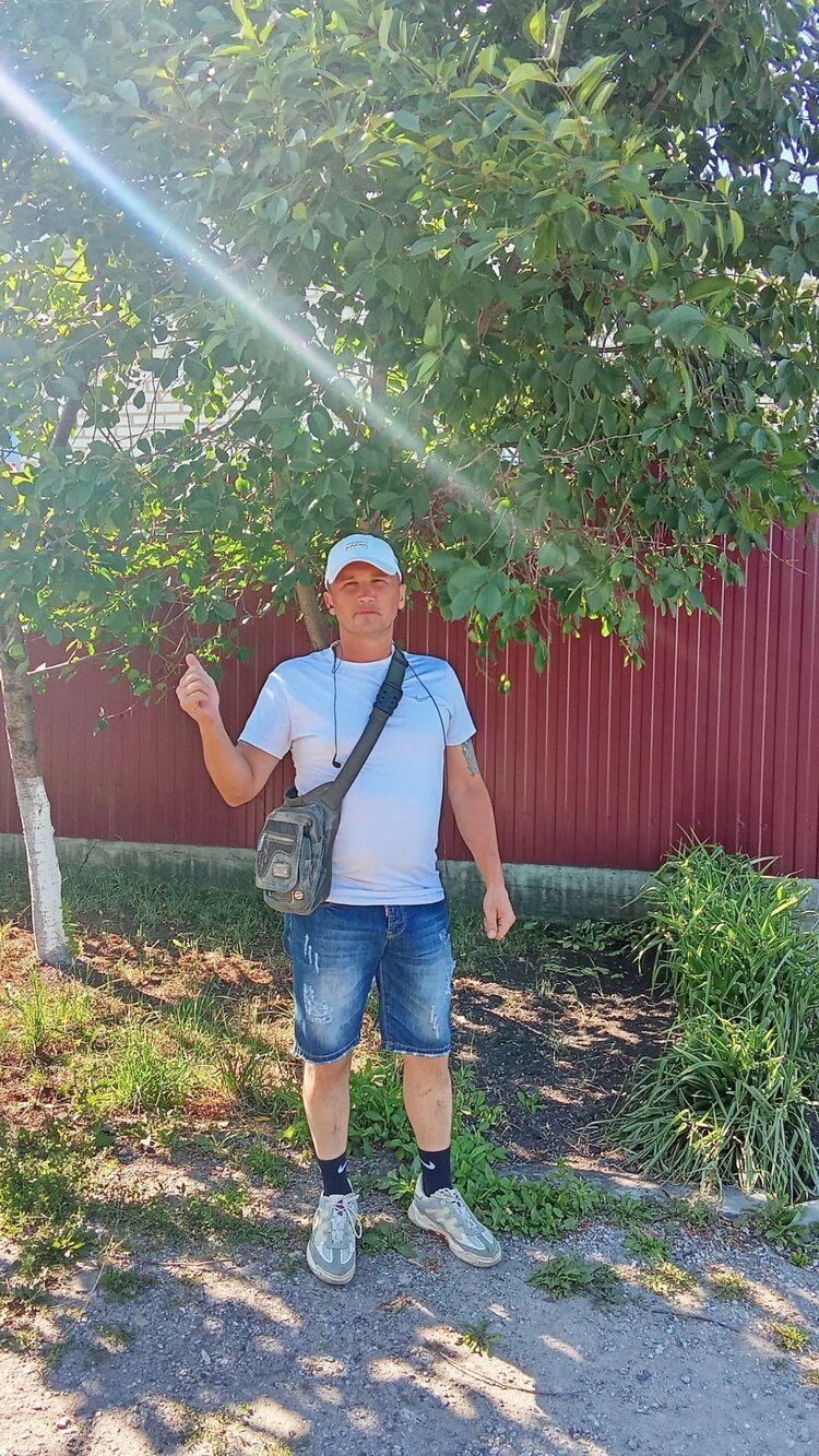  44293306  Evgeniy, 44 ,    
