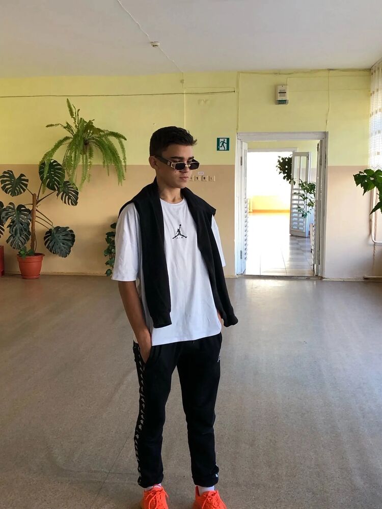  ,   , 20 ,   ,   