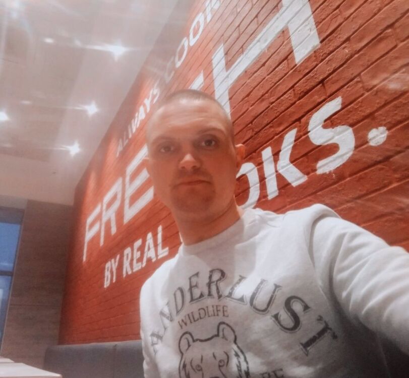 ���� 25702536 ������� ����, 35 ���, ���� ���������� � ������������