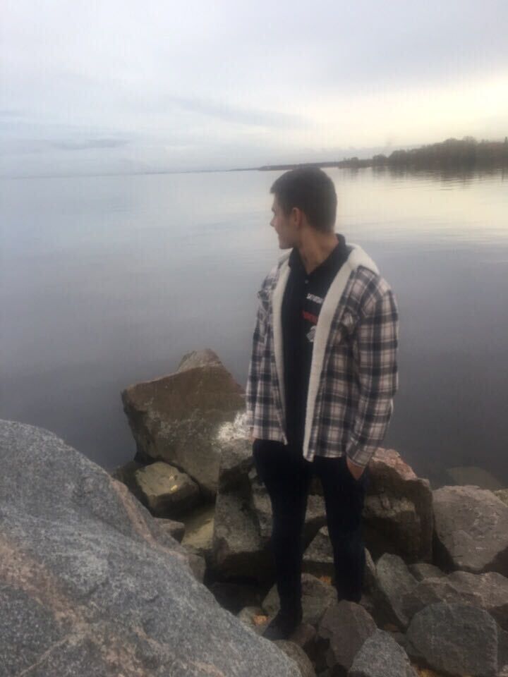  49444296  , 27 ,    