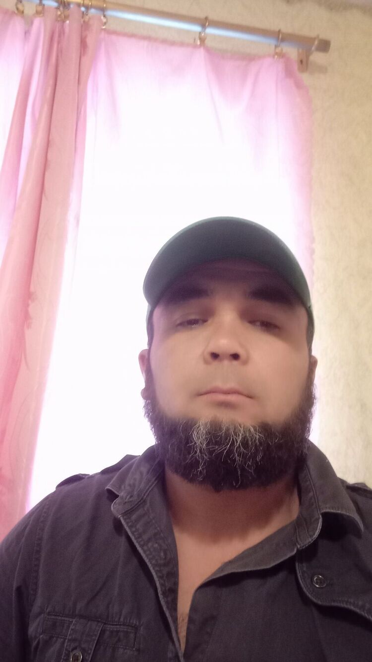  37547606  , 42 ,    