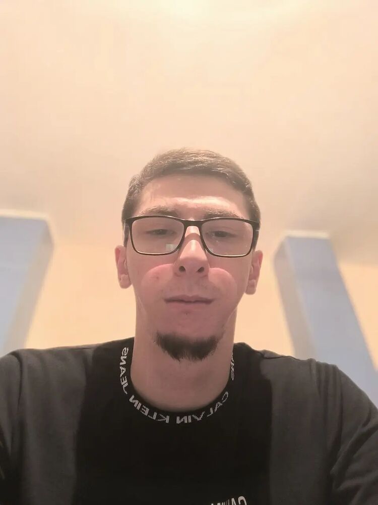  46215086  , 22 ,    