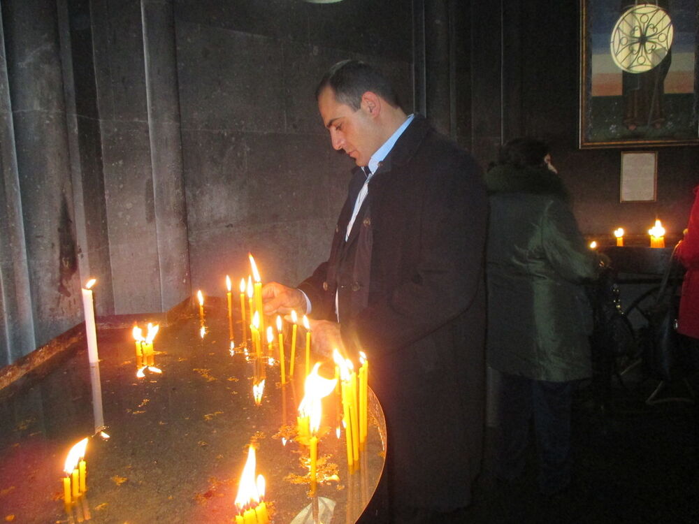  6080876  Samvel, 49 ,    