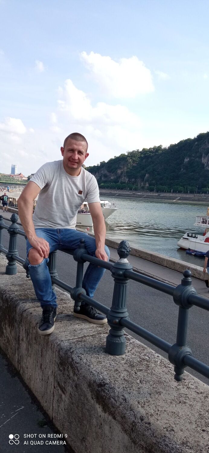  ,   Yevhen, 37 ,   ,   