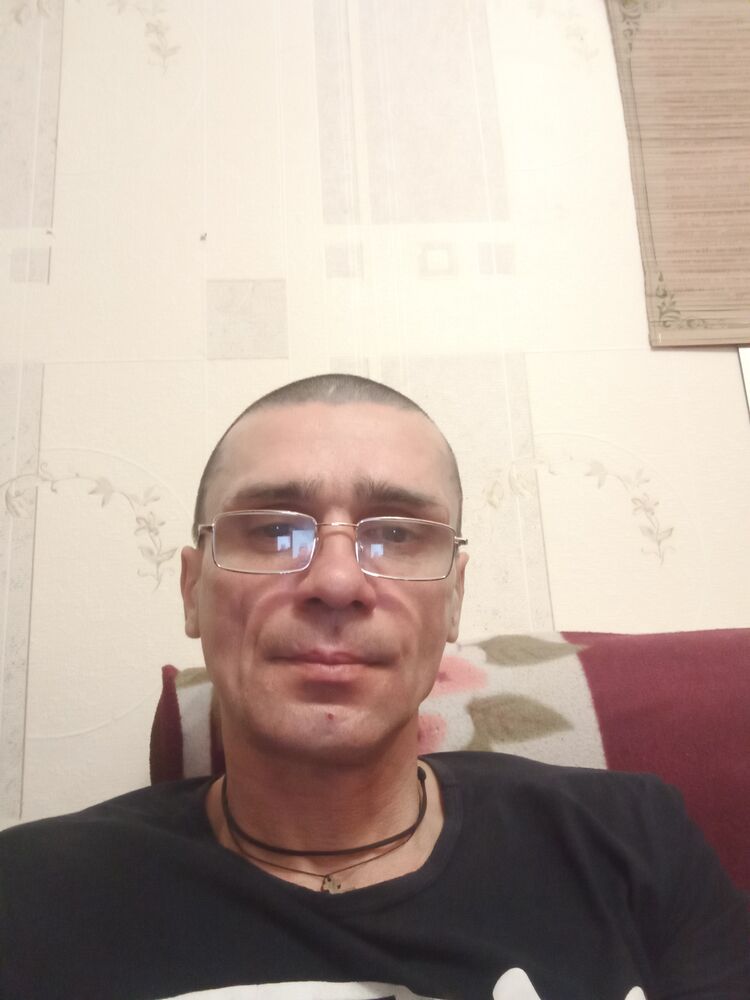  24636136  , 52 ,    