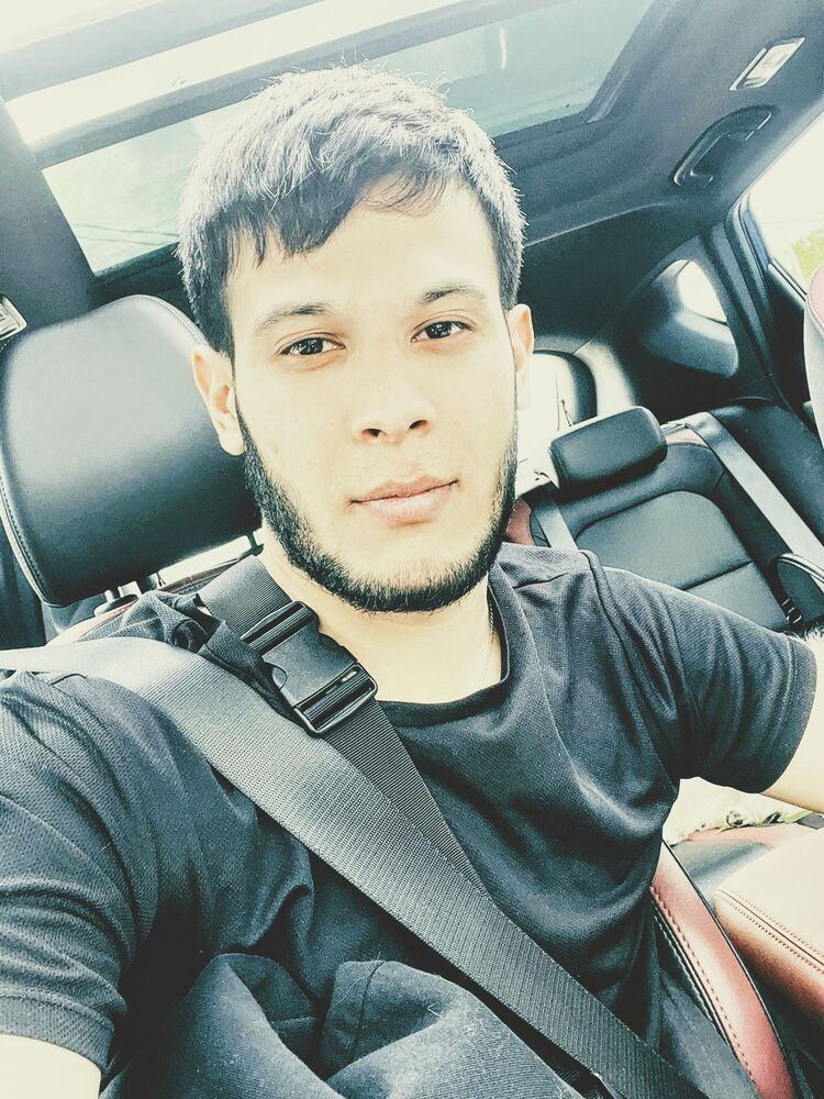  -,   Azik, 28 ,   ,   , c , 