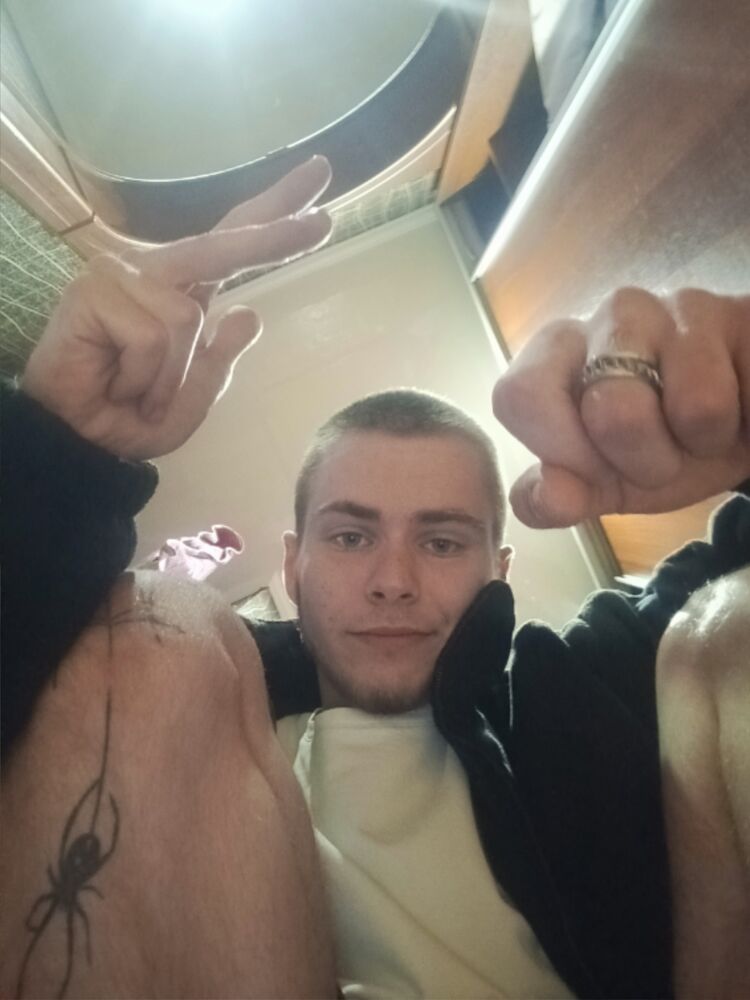  ,   Daniil, 21 ,   ,   