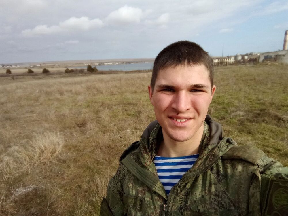  -,   Pavel, 26 ,   ,   