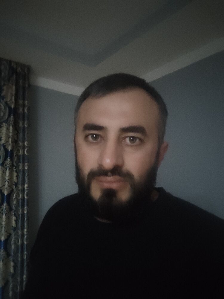  ,   Mancho, 33 ,   ,   