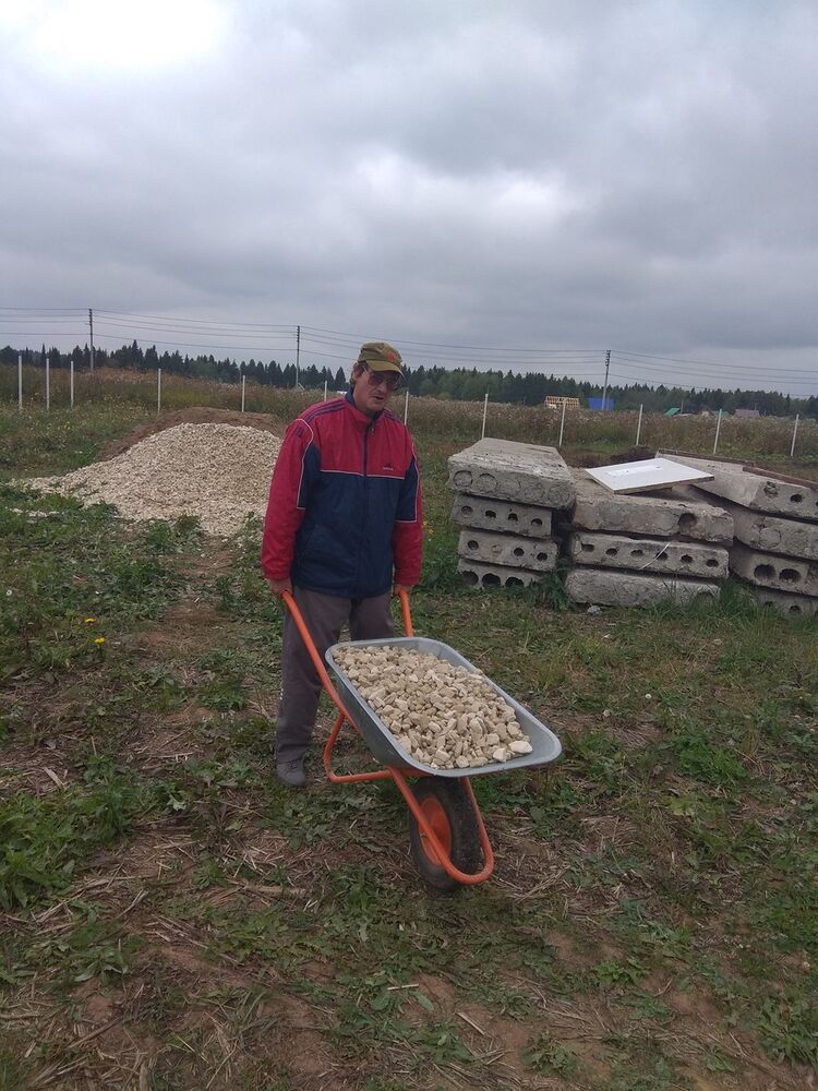  ,   Anton, 49 ,   ,   , c 