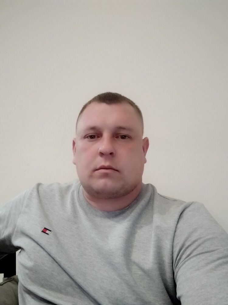  22458206  , 37 ,    