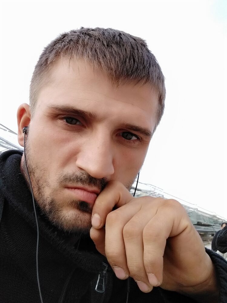  41751046  , 33 ,    
