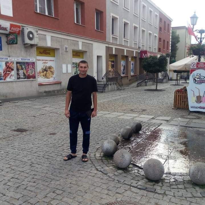  47595336  , 37 ,    