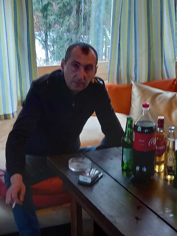  ,   Grigor, 41 ,   ,   