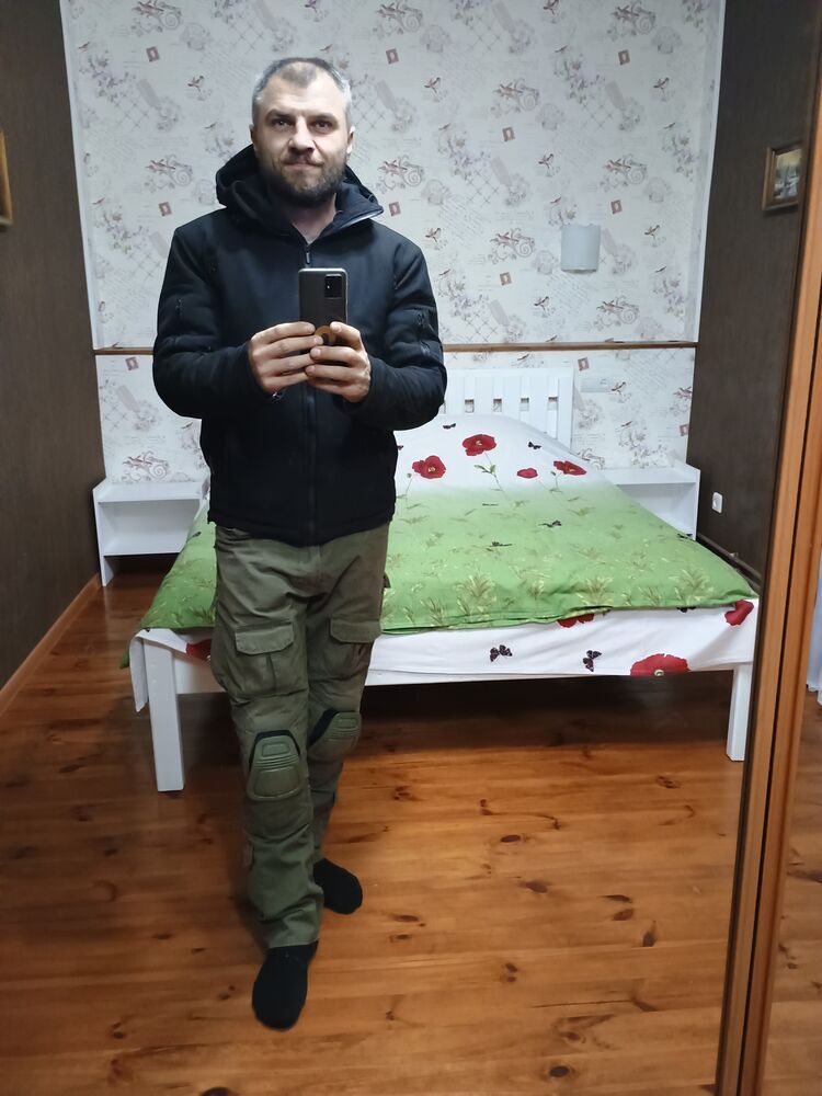  50099996  Dvij, 39 ,    