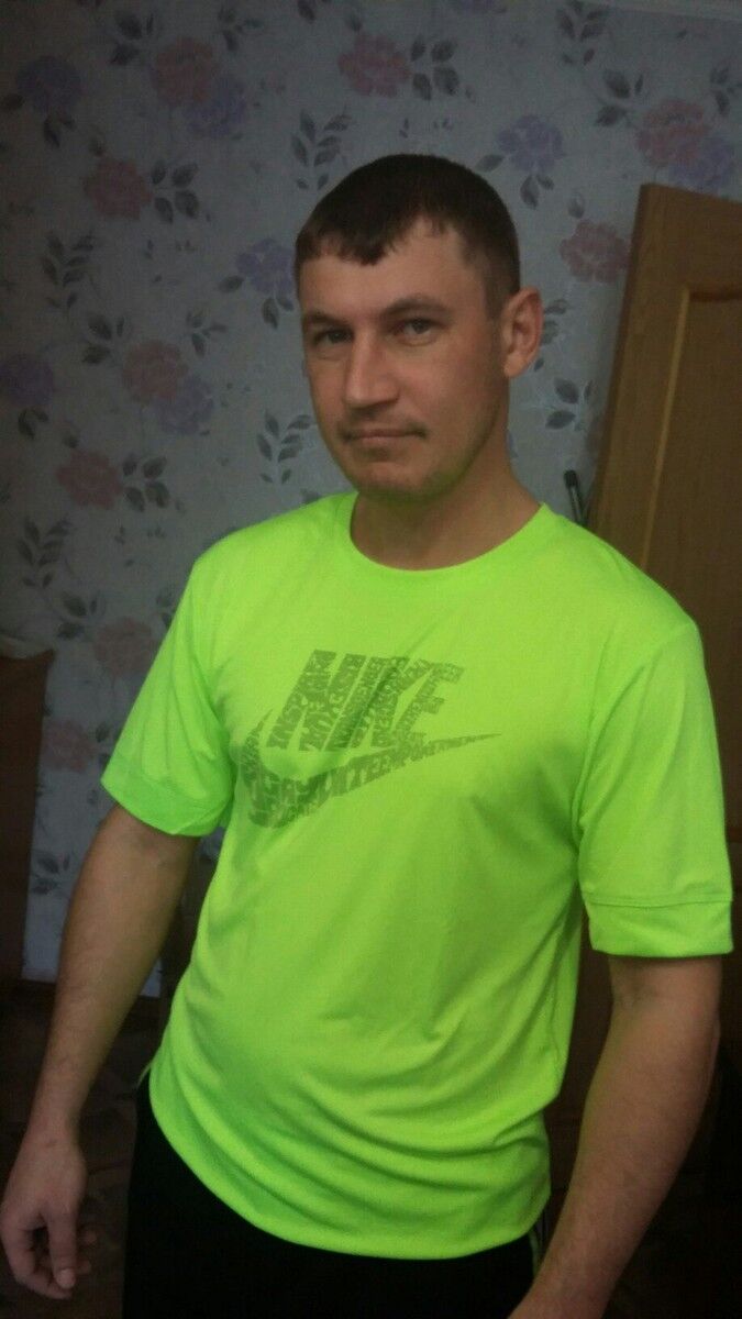  --,   , 44 ,   