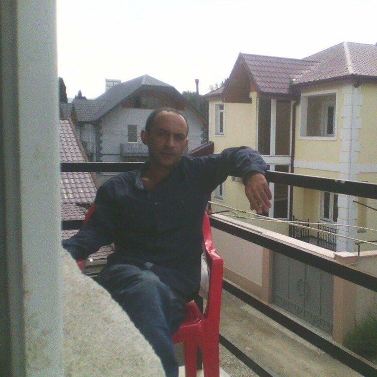  ,   Zurab, 43 ,   ,   , c 