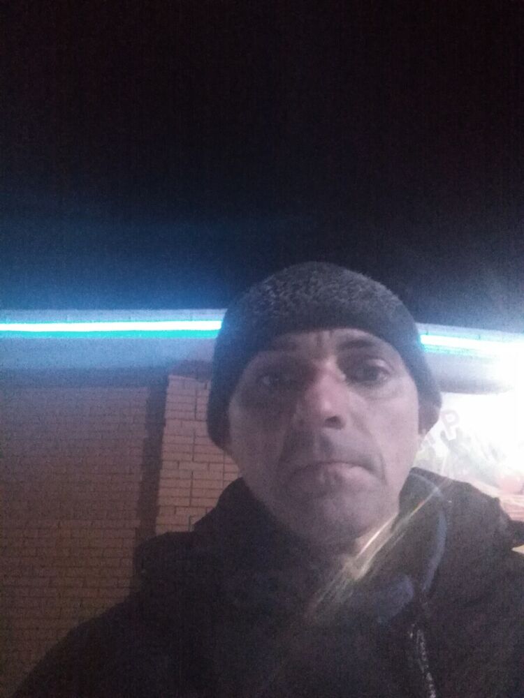  22083716  , 42 ,    