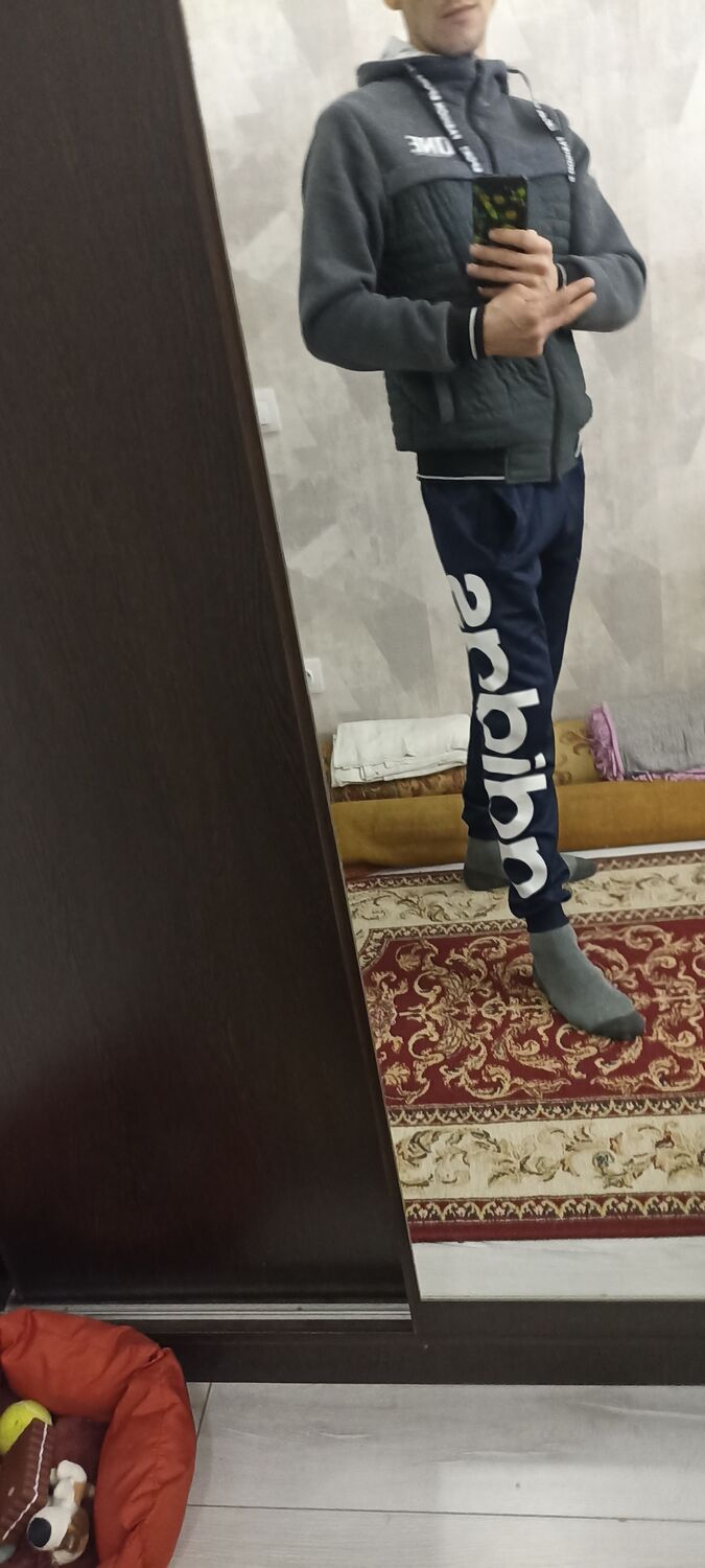  30324296  , 32 ,    