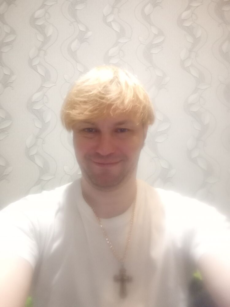  42162366   , 44 ,    