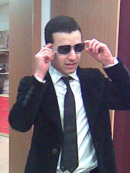  5649886  Farrukh, 36 ,    