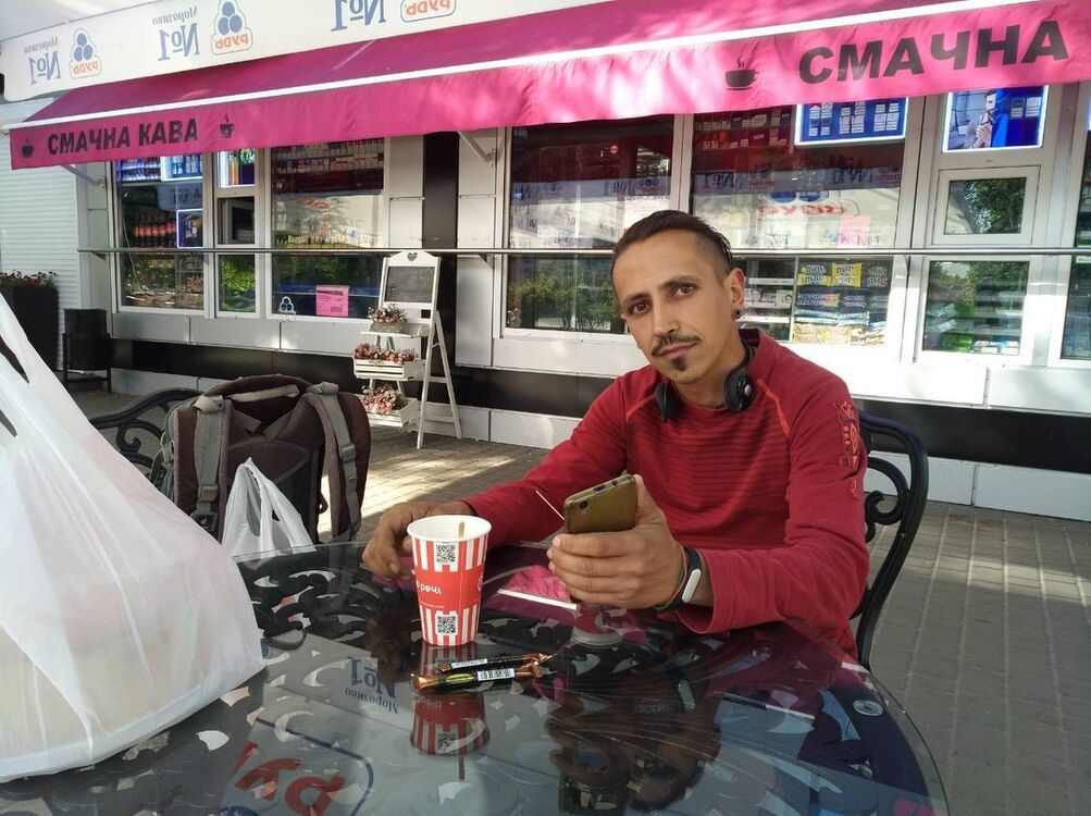  12754476  Antonio, 39 ,    