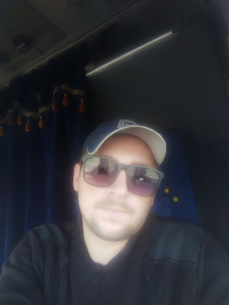  ,   Aleks, 36 ,   