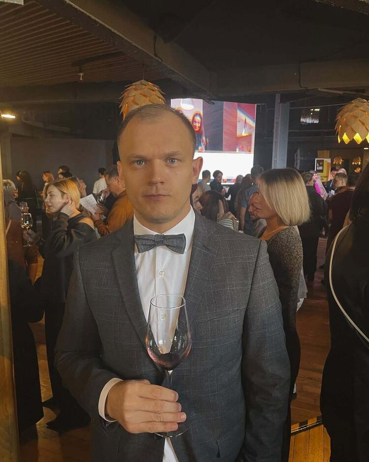  ,   ALEX, 35 ,   ,   , c 
