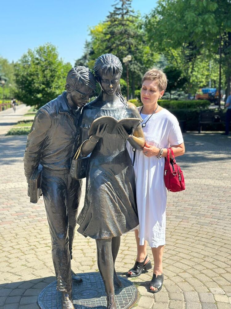  deleted,   Elena, 55 ,   ,   