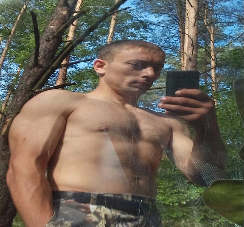  ,   Evgeniy, 36 ,   