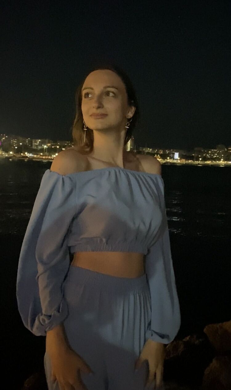  ,   , 22 ,     , c 