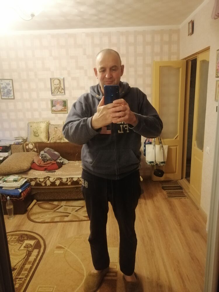  49570116  , 58 ,    