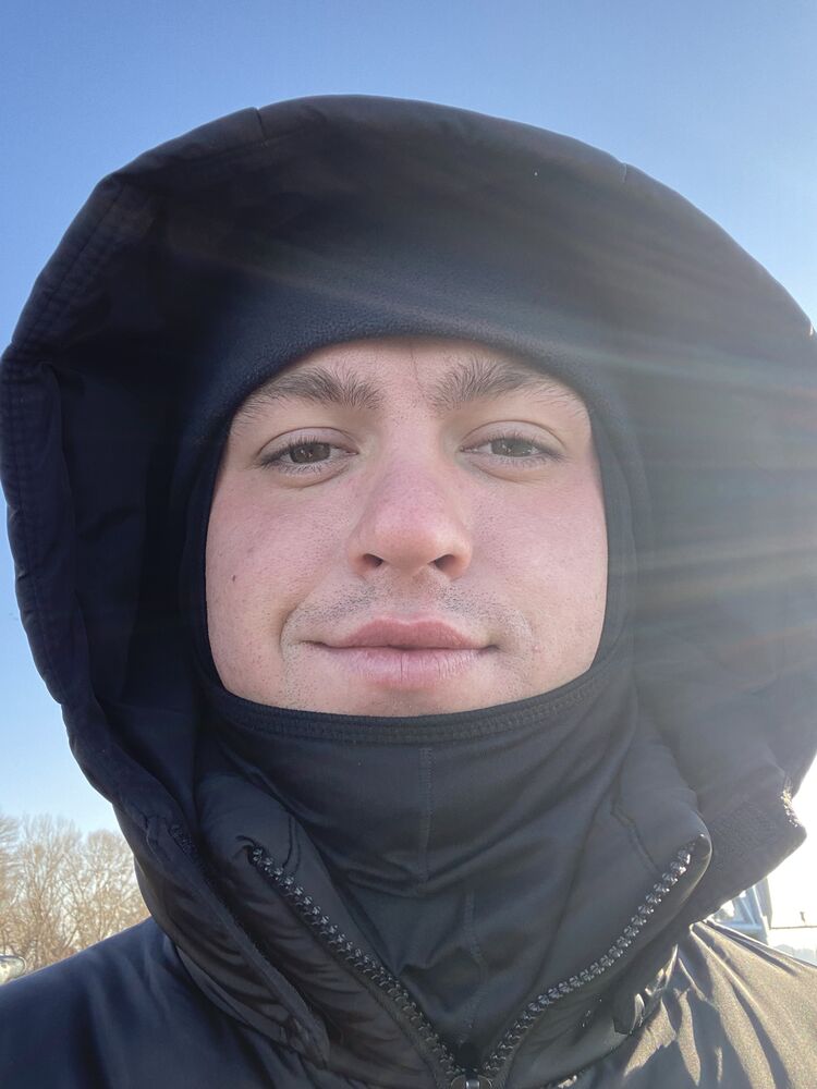  49160556  Nikolay, 23 ,    