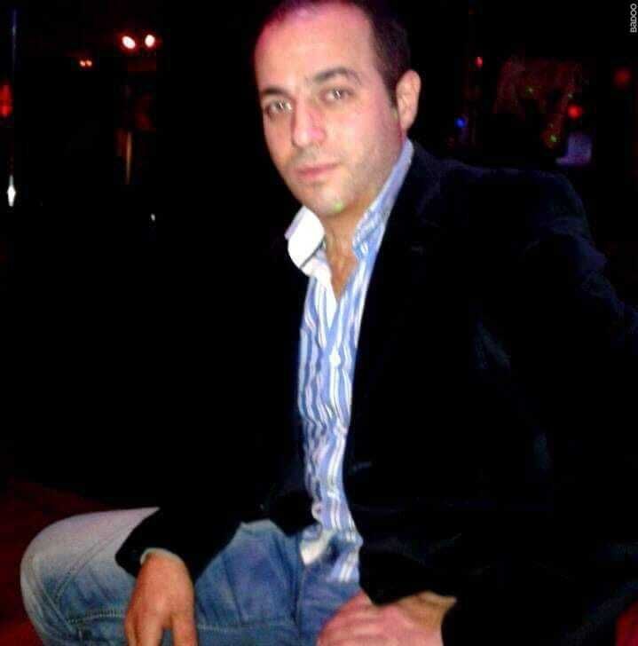  54572056  Gegham, 43 ,    