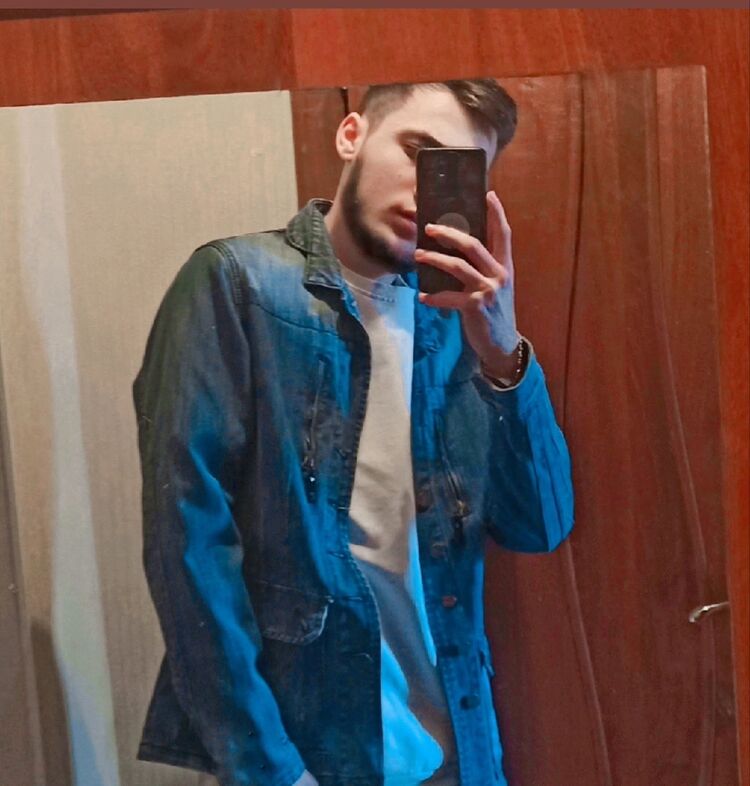  26088506  Rustam, 24 ,    