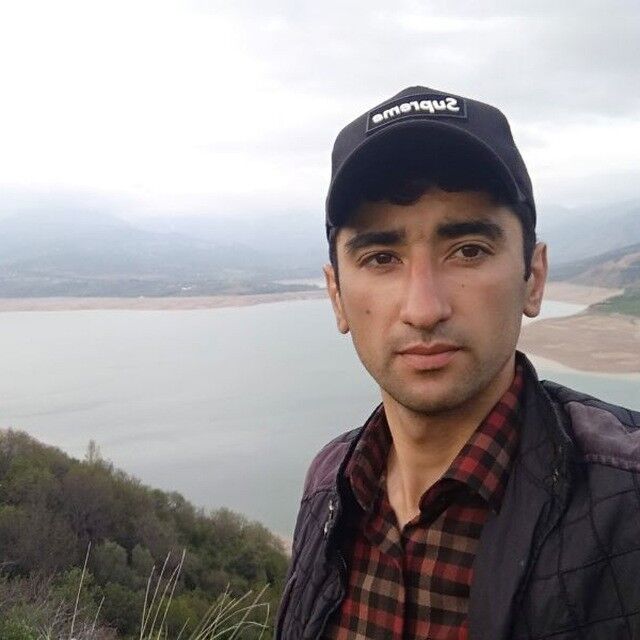  ,   Farid, 33 ,   ,   , c 
